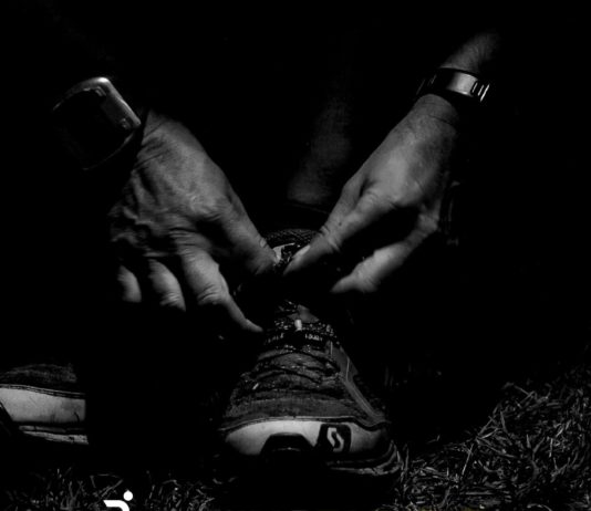 Footwear and running injuries